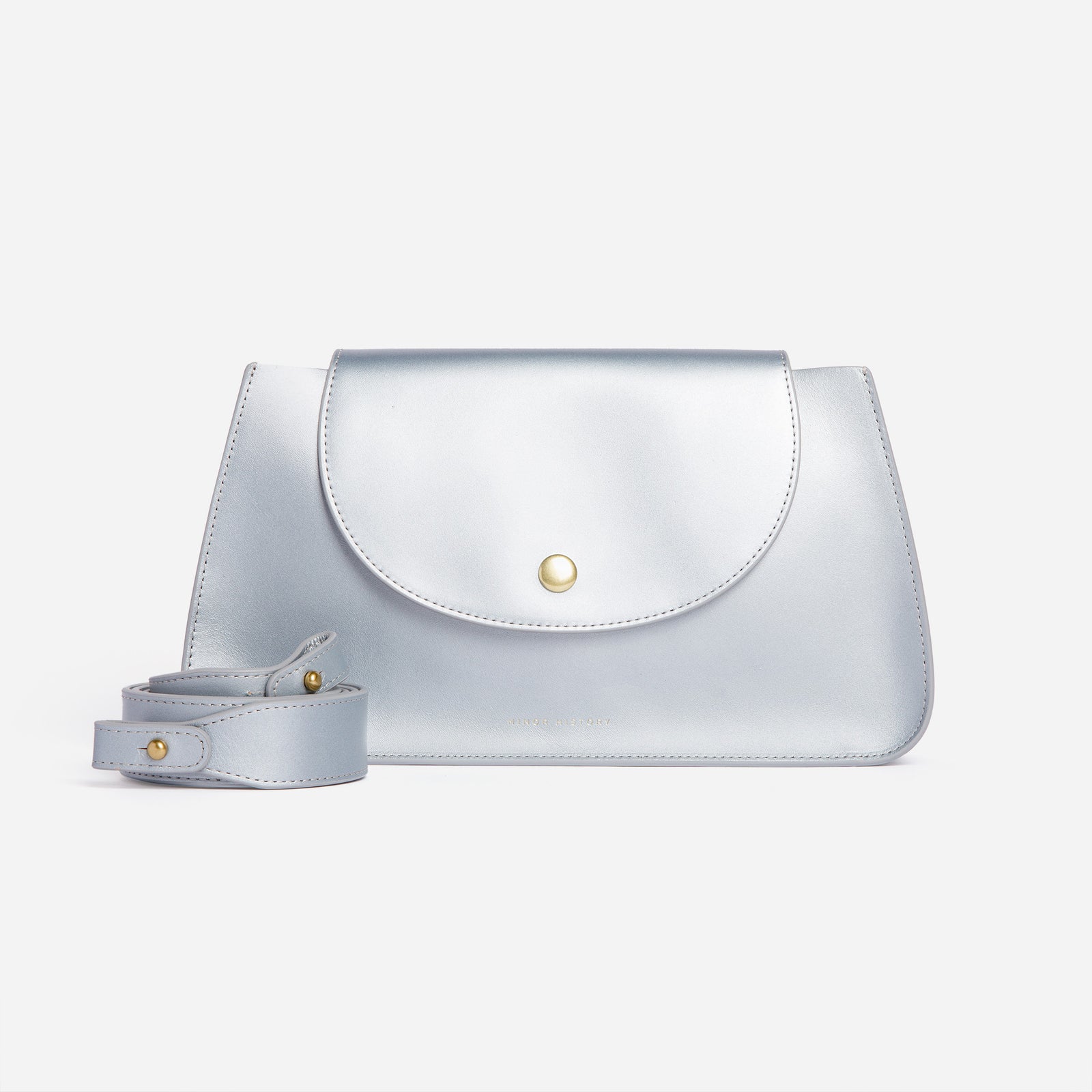 Horizon Crossbody in Sterling Silver leather, angled front view