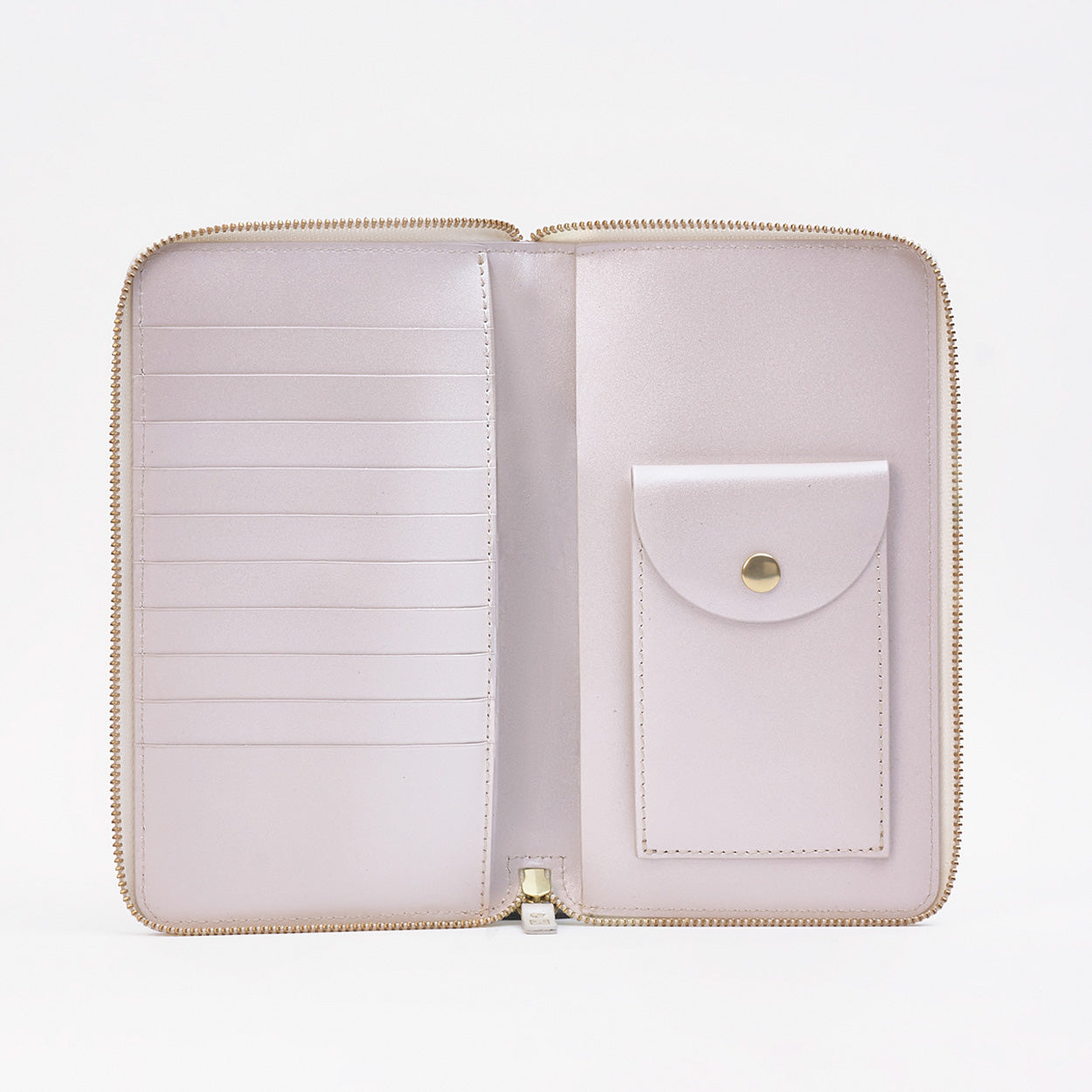 Light pink wallet with gold zipper on a white background - Pearl