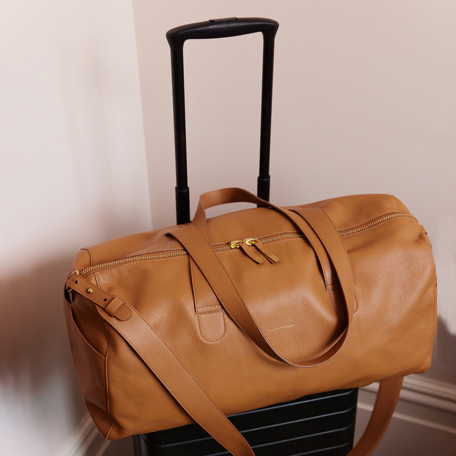 Saddle leather Getaway Duffle Bag, side profile