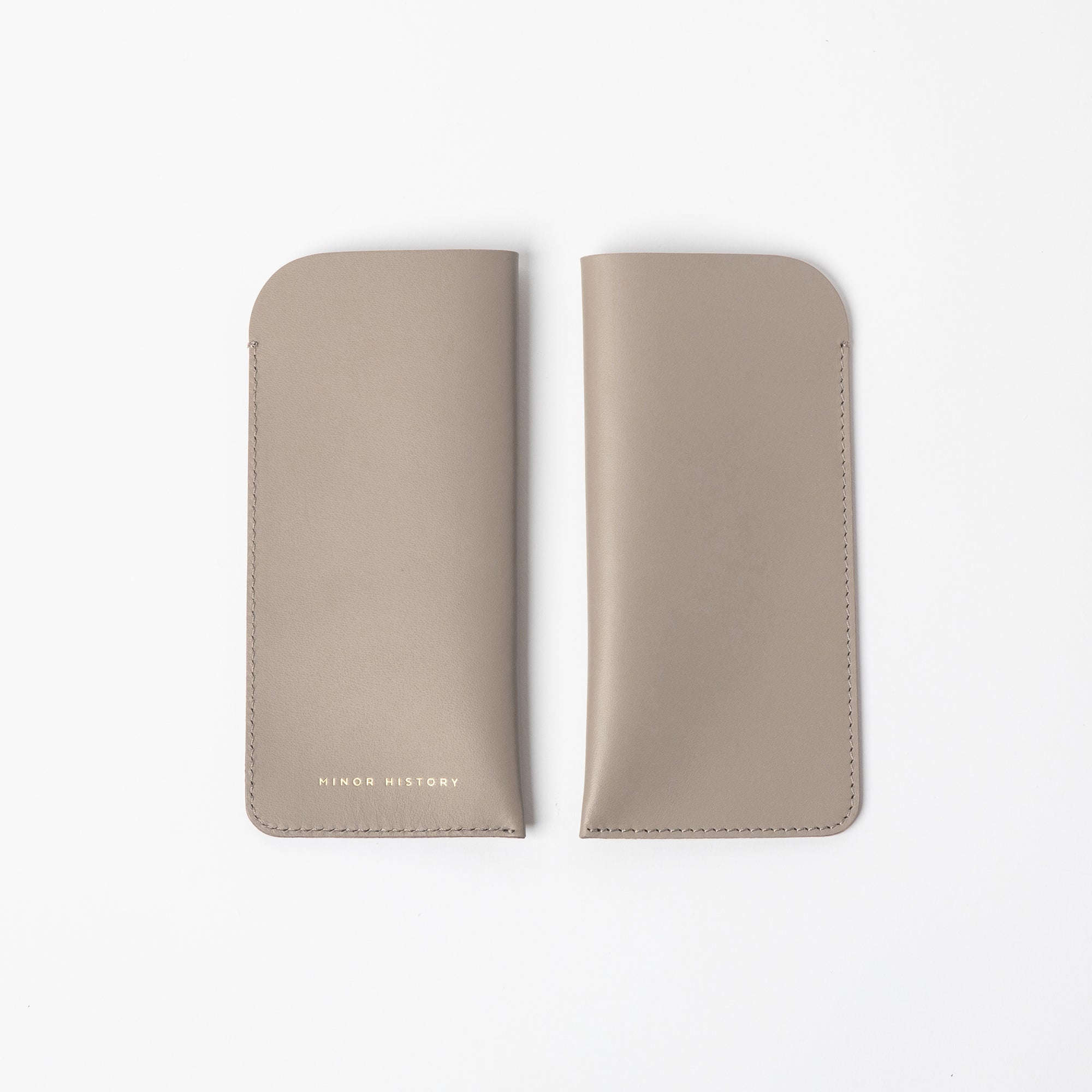 The Looker Glasses Case