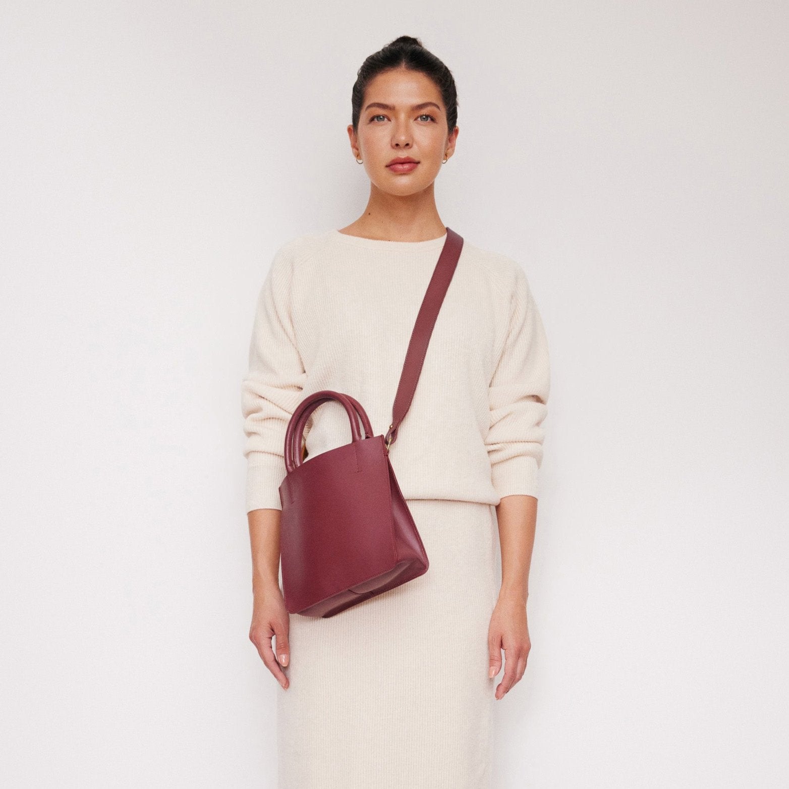 The True Crossbody