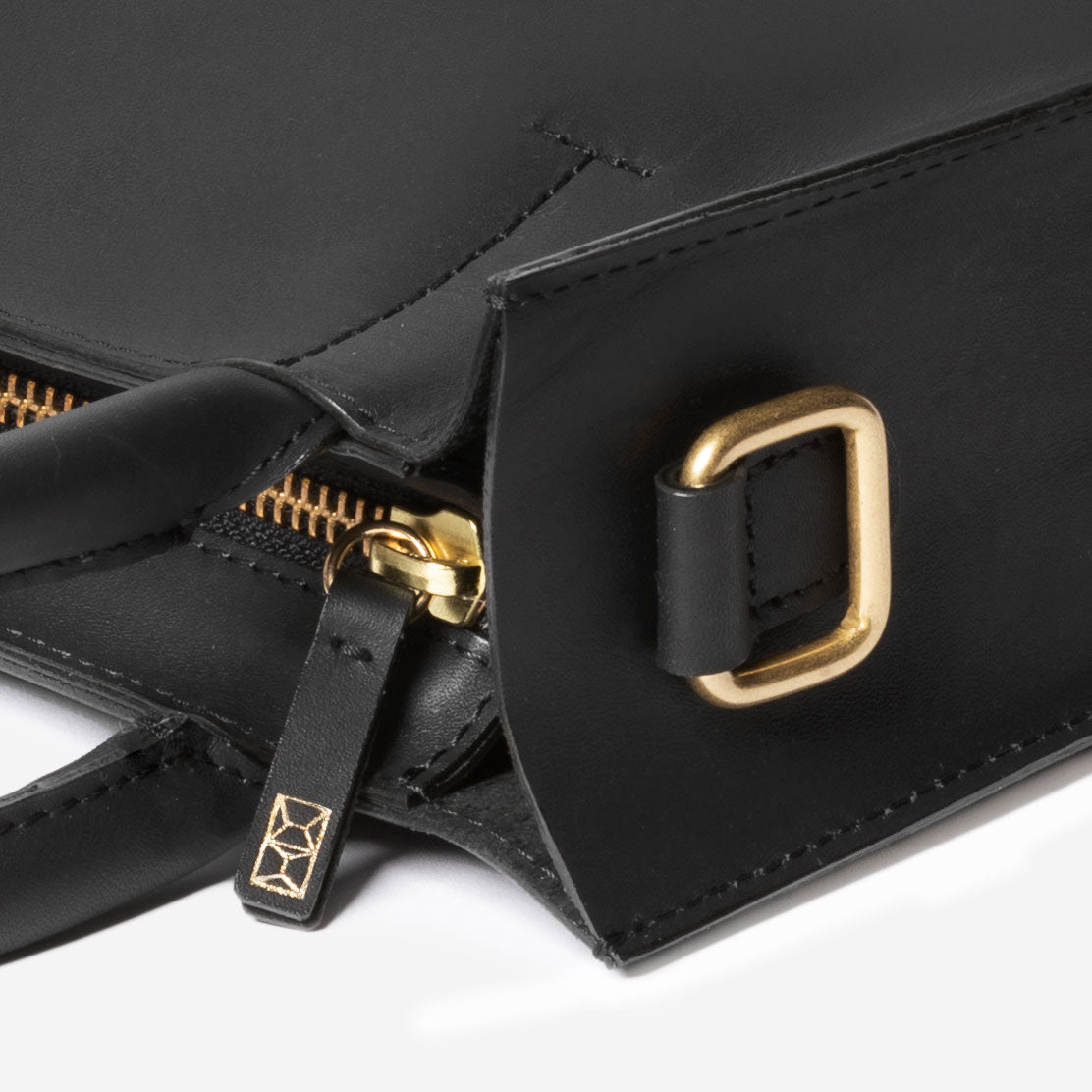 The Arc II | Convertible Leather Crossbody Bag - Minor History