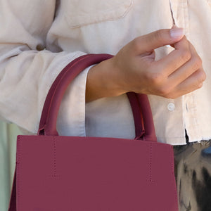 The True Crossbody