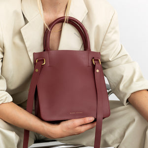 The True Crossbody